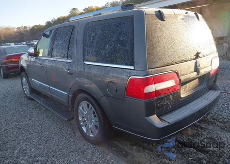 2011 Lincoln Navigator из США, поврежденный, VIN 5LMJJ2H57BEJ03590